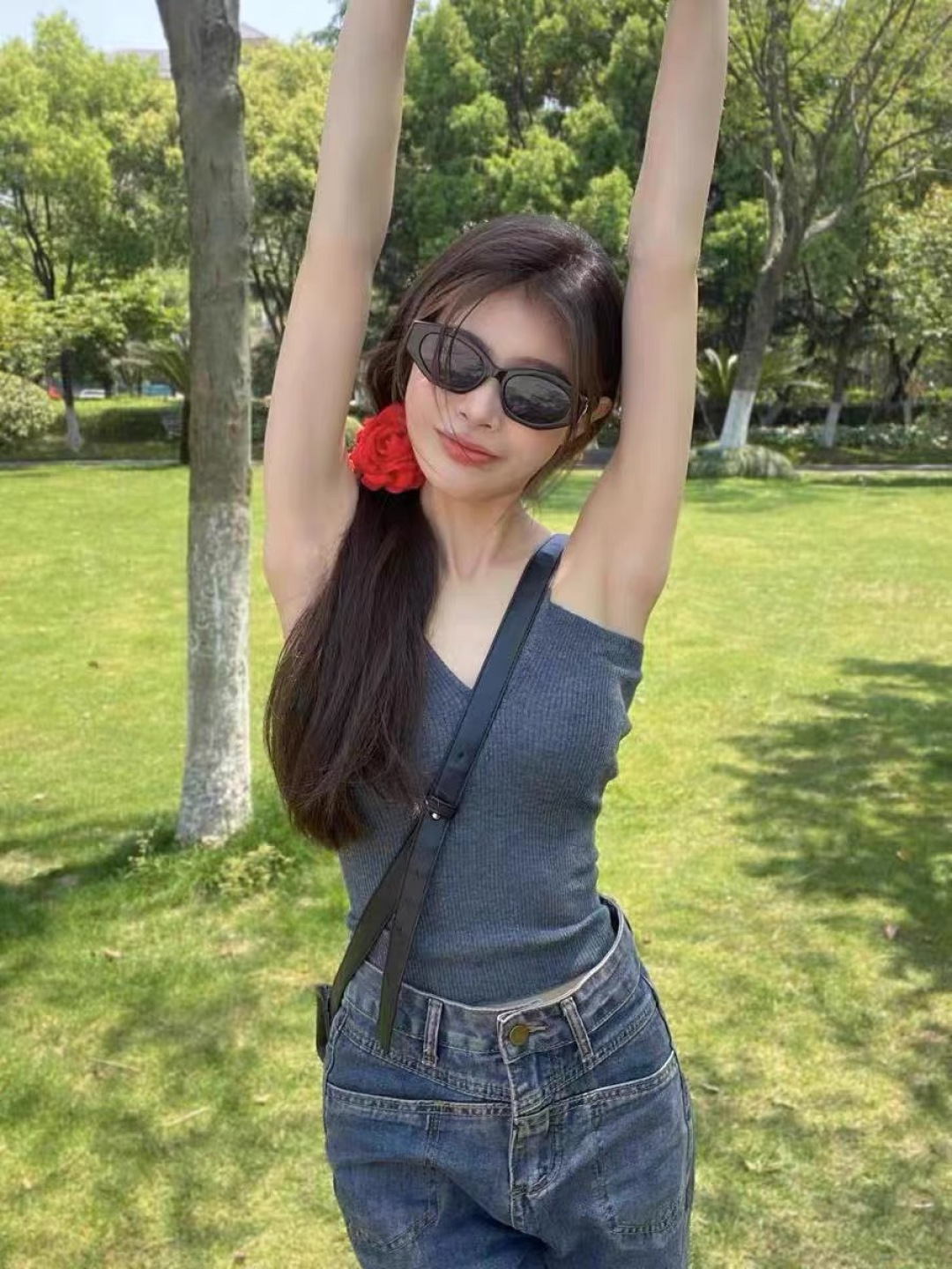 。。Celin*复古猫眼墨镜女2025新款高级感网红旅游街拍黑框太阳眼镜防紫外线