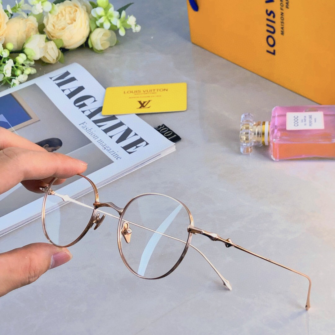 。。Louis vuitto*超轻时尚星星眼镜框女款素颜小红书同款防蓝光近视光学镜架男