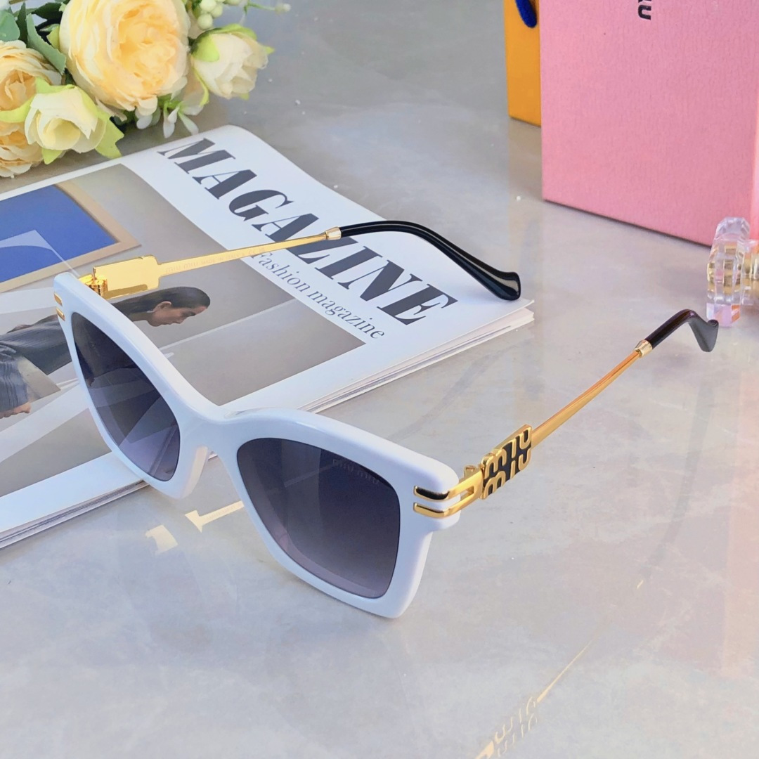 。。miumi*时尚新款 太阳眼镜高品质高质感模特款百搭潮酷遮阳板材方框