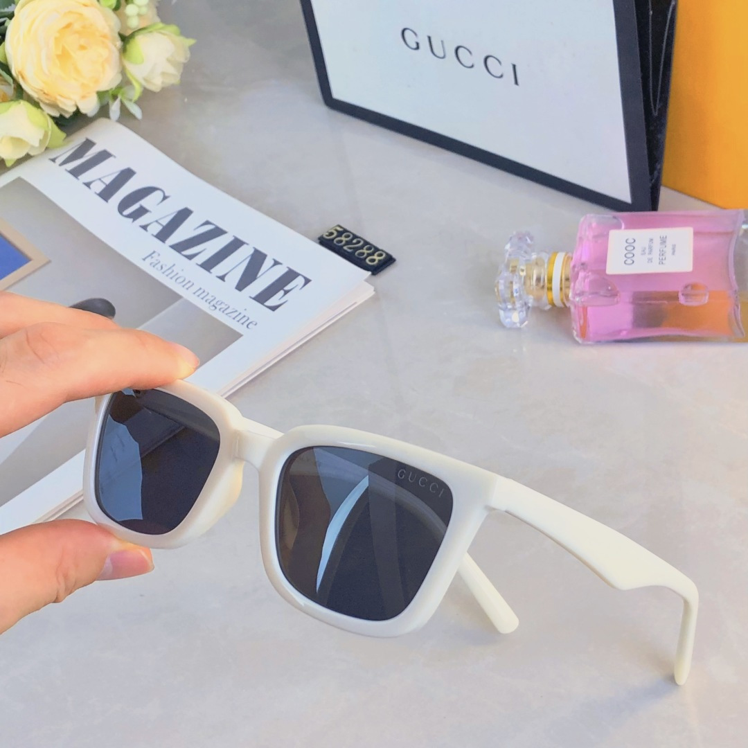 。。Gucc*新款时尚百搭个性潮流街拍太阳眼镜 ins经典复古方形防晒墨镜