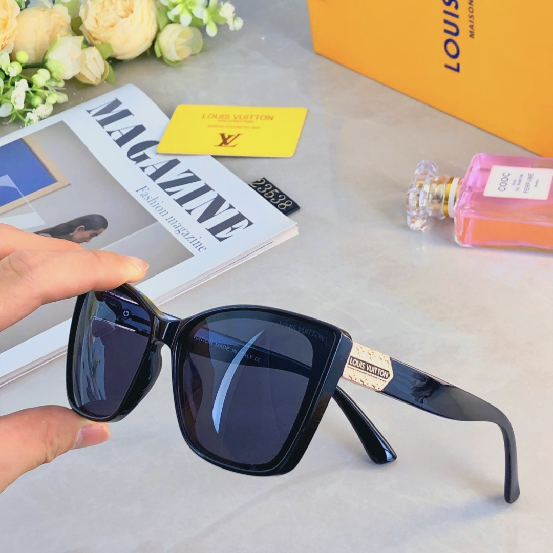 NO:372629,Louis vuitto* Fashion new sunglasses high quality high quality versatile sunshade trendy cool atmospheric glasses sunglasses, glasses, louis vuitton19860909Louis vuitto*时尚新款太阳眼镜高品质高质感百搭遮阳潮酷大气眼镜墨镜太阳镜,眼镜,louis vuitton,glasses