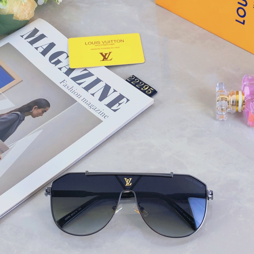 。。Louis vuitto*时尚新款太阳眼镜高品质高质感百搭潮遮阳大框金属大气