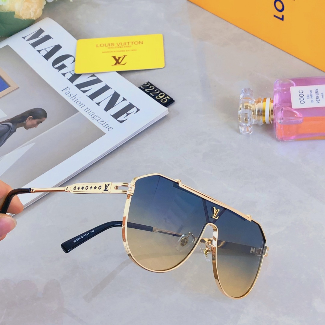 。。Louis vuitto*时尚新款太阳眼镜高品质高质感百搭潮遮阳大框金属大气