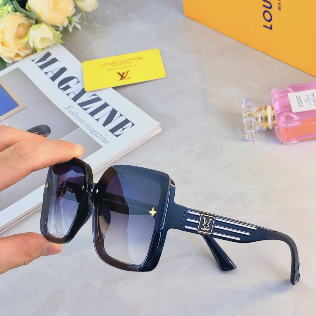 。。Louis vuitto*欧美时尚条纹大框墨镜女高级感2025新款网红街拍防晒太阳镜潮