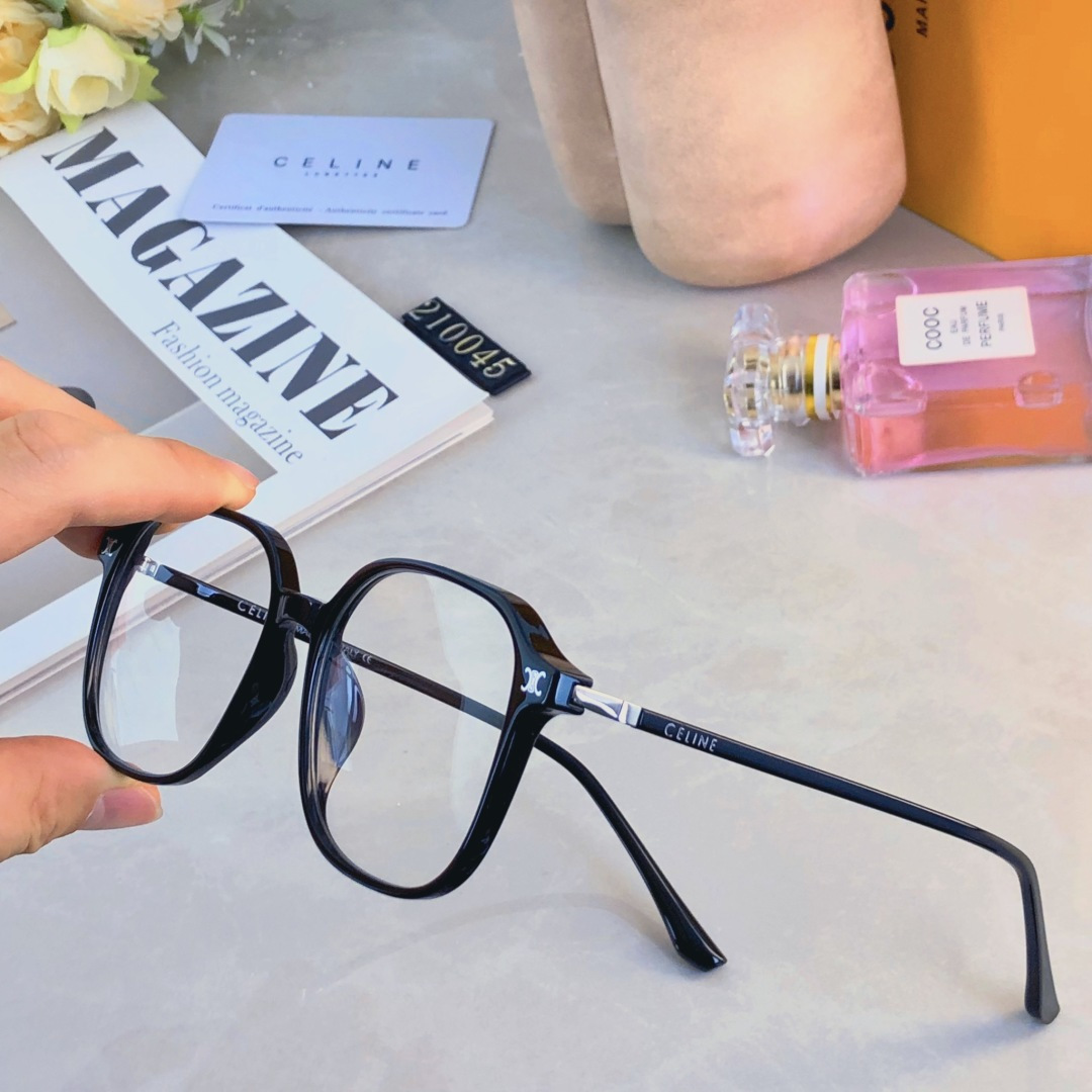 。。Celin*黑框眼镜女防蓝光抗辐射素颜神器大框显瘦镜架可配度数近视眼镜