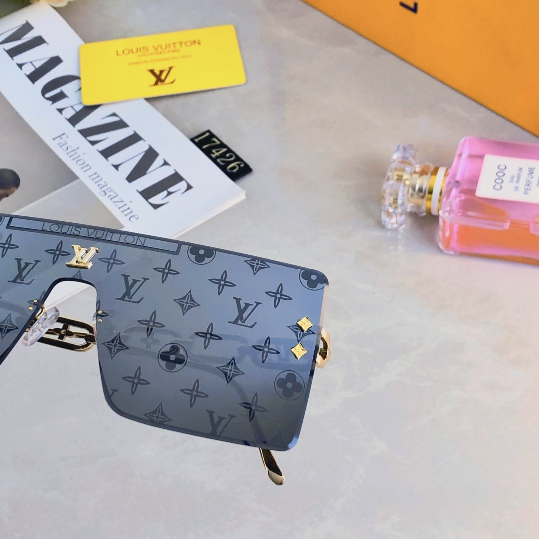 。。Louis vuitto*超酷连体大框墨镜男女遮脸显瘦太阳眼镜开车海边拍照百搭防紫外线