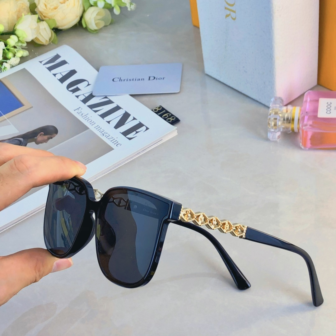 。。Dio*2025新款墨镜高级感美式辣妹网红款海边拍照夏季遮阳太阳镜