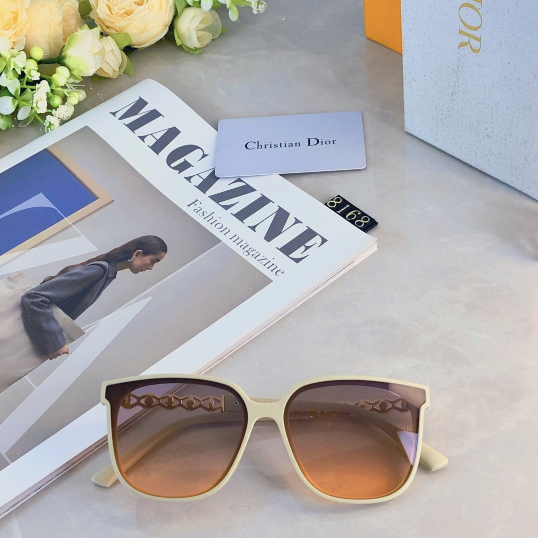 。。Dio*2025新款墨镜高级感美式辣妹网红款海边拍照夏季遮阳太阳镜