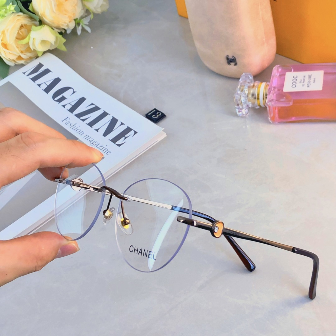 。。Chane*无框近视眼镜女可配镜片有度数复古方圆脸素颜大框眼镜显脸小