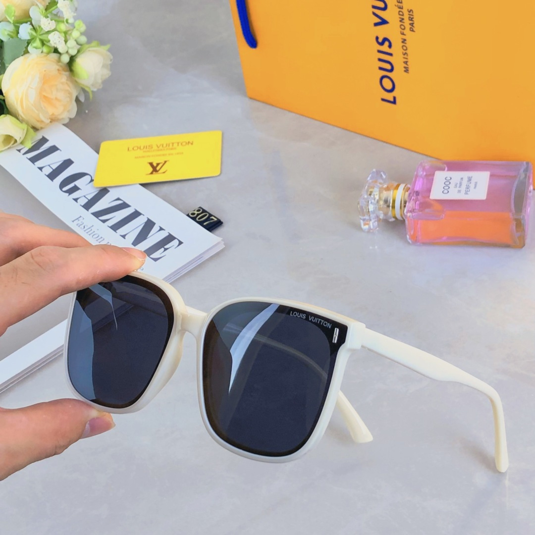 。。Louis vuitto*韩版时尚墨镜女款新款高级感潮网红大脸显瘦防紫外线太阳眼镜