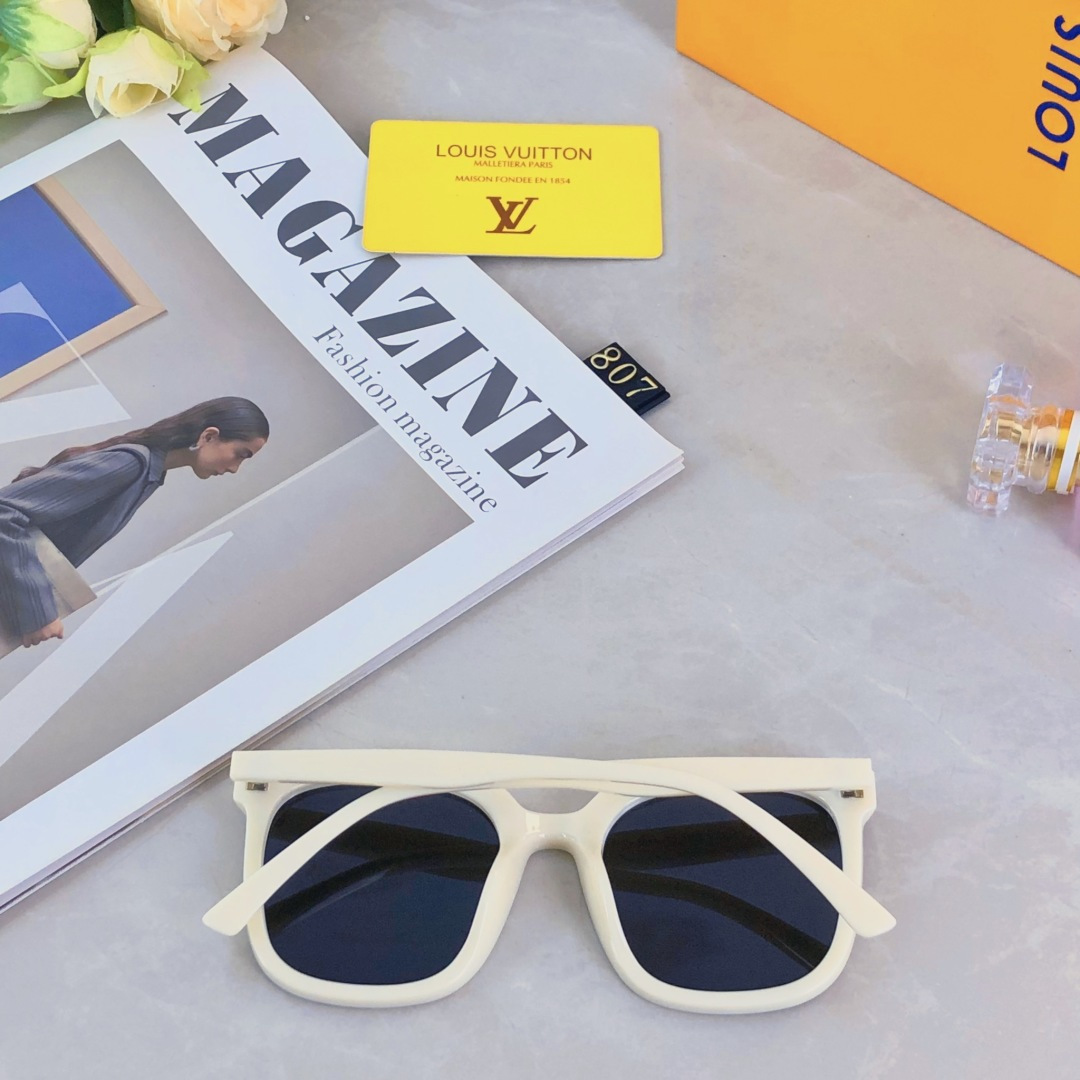 。。Louis vuitto*韩版时尚墨镜女款新款高级感潮网红大脸显瘦防紫外线太阳眼镜