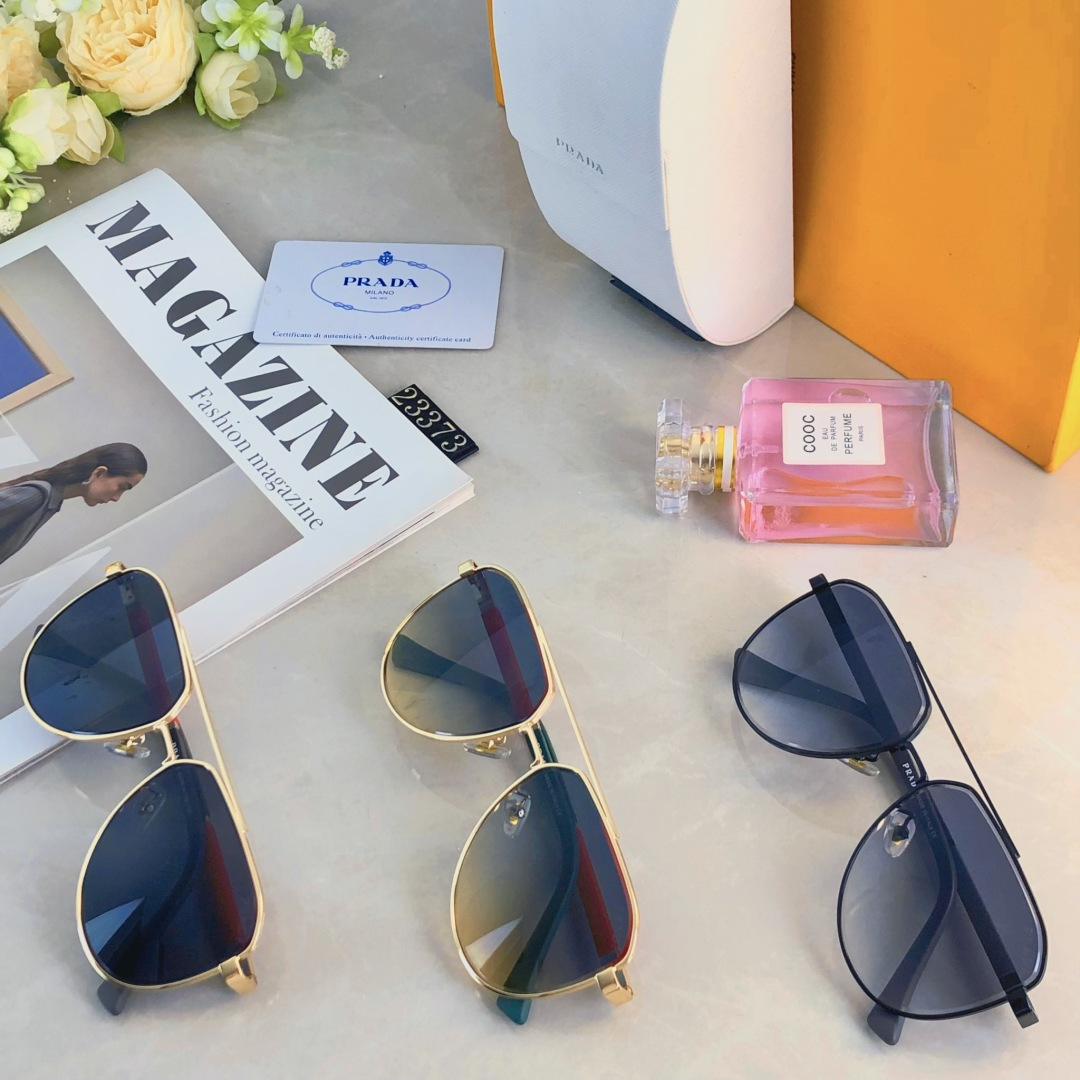 。。Prad*时尚复古 个性舒适 前卫II男女通用款太阳镜墨镜金属遮阳