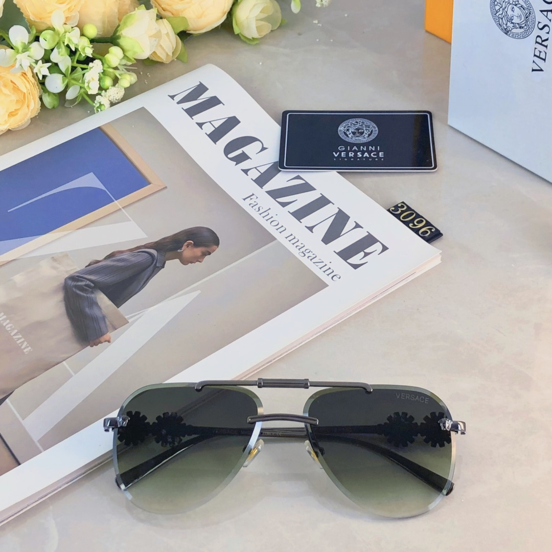 。。Versac*2025时尚新款蛤蟆墨镜复古素颜百搭男女太阳镜防紫外线眼镜