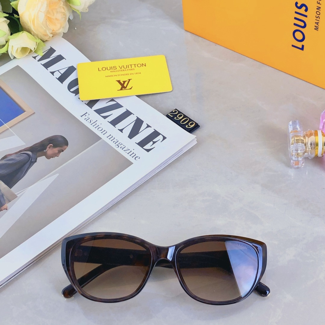 。。Louis vuitto*2025新款小框个性网红风高级感偏光墨镜高颜值开车太阳镜