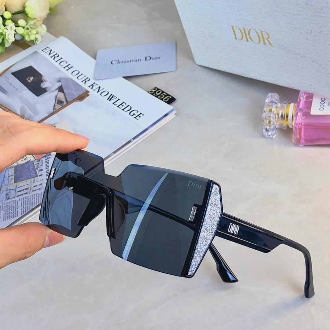 。。Dio*超大框连体无边框黑色墨镜女款潮气质高级感遮阳防紫外线太阳眼镜