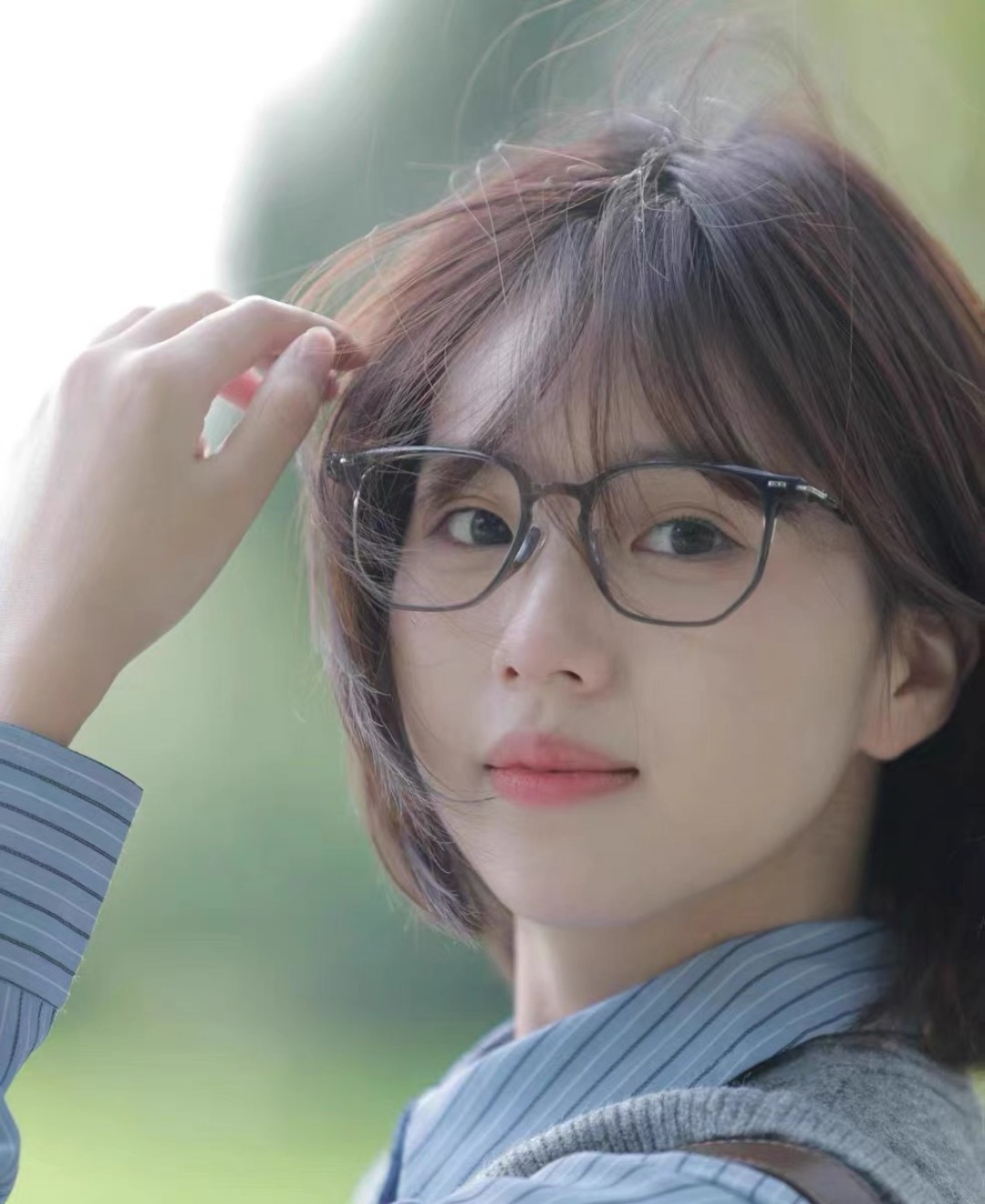 NO:374452,Louis vuitto* ultra-light material thin edges large frame face-refined retro glasses personalized daily anti-blue light can be matched with myopia glasses sunglasses, glasses, louis vuitton19860909Louis vuitto*超轻材质细边大框修脸复古眼镜个性男女日常防蓝光可配近视眼镜墨镜太阳镜,眼镜,louis vuitton,glasses