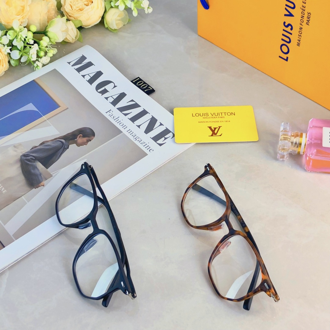 。。Louis vuitto*超轻材质细边大框修脸复古眼镜个性男女日常防蓝光可配近视
