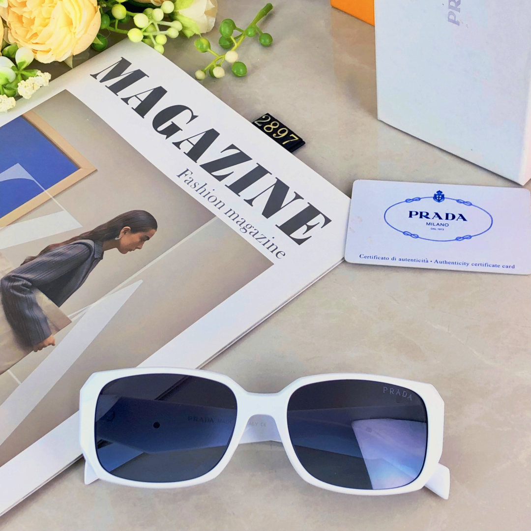 。。Prad*欧美夸张复古防晒墨镜女夏ins时尚方框海边度假防紫外线太阳眼镜