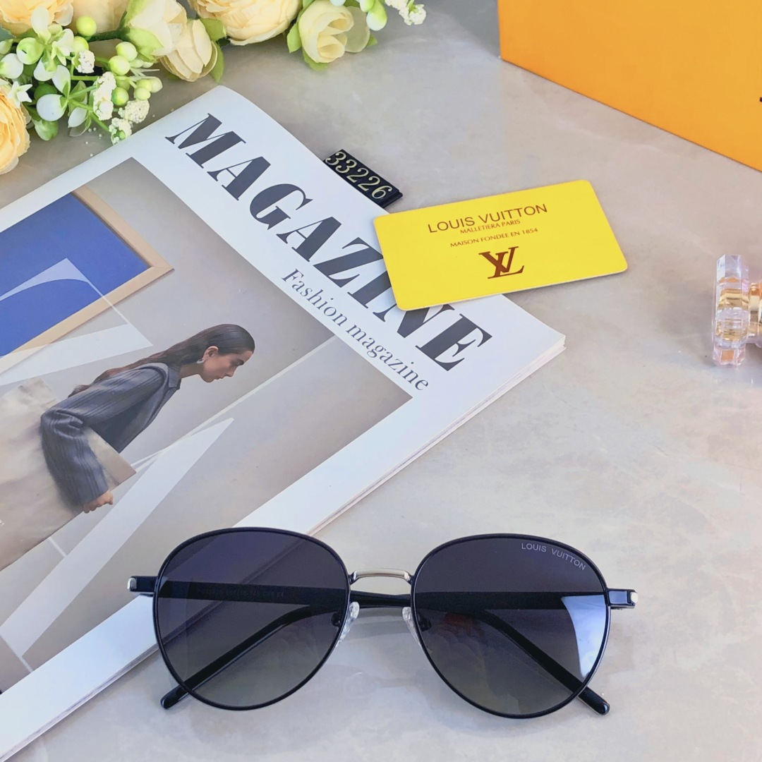 。。Louis vuitto*2025新款欧美圆形墨镜女街拍网红ins金属跨境眼镜高级感太阳镜男