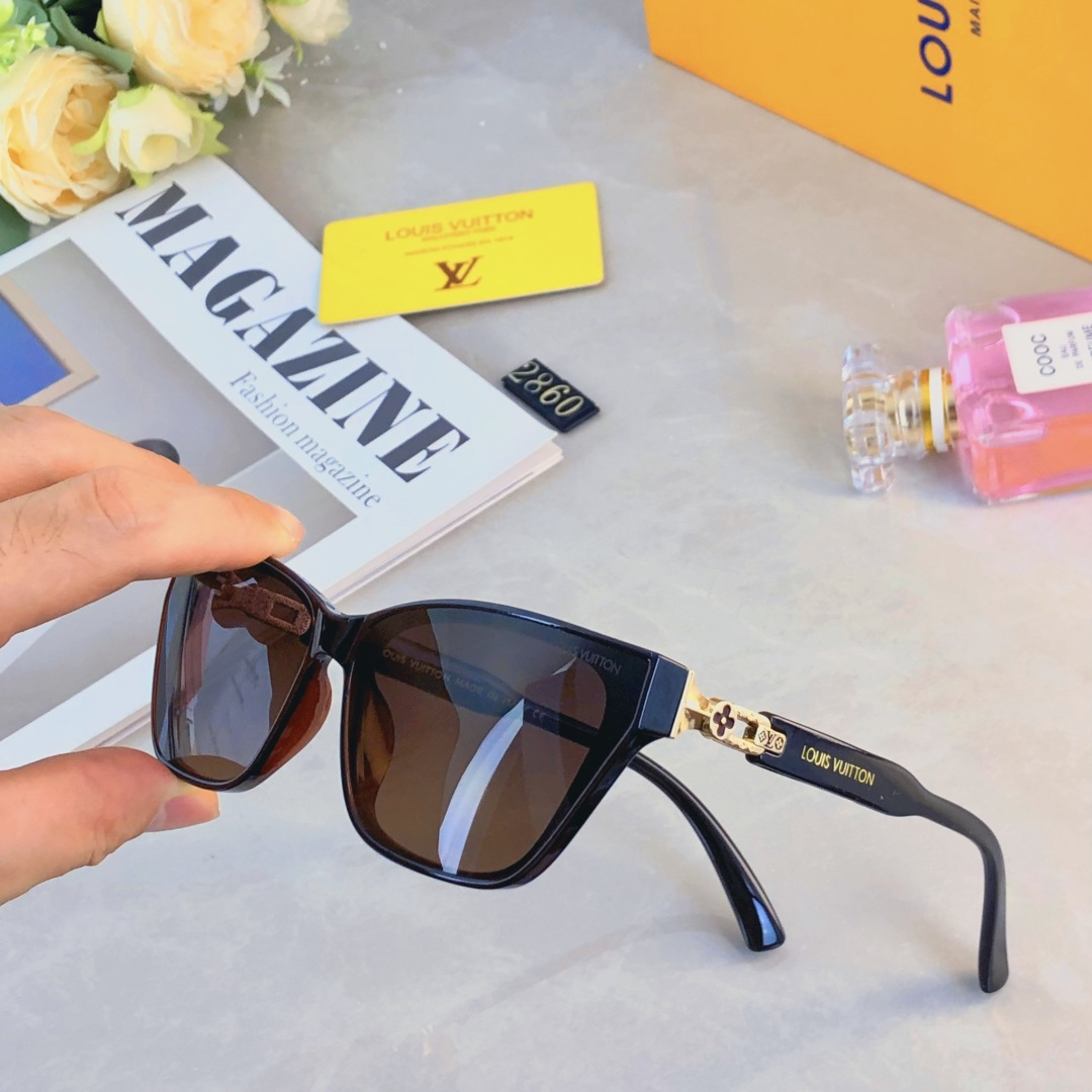 。。Louis vuitto*时尚新款太阳眼镜高品质高质感百搭遮阳潮酷大气小框