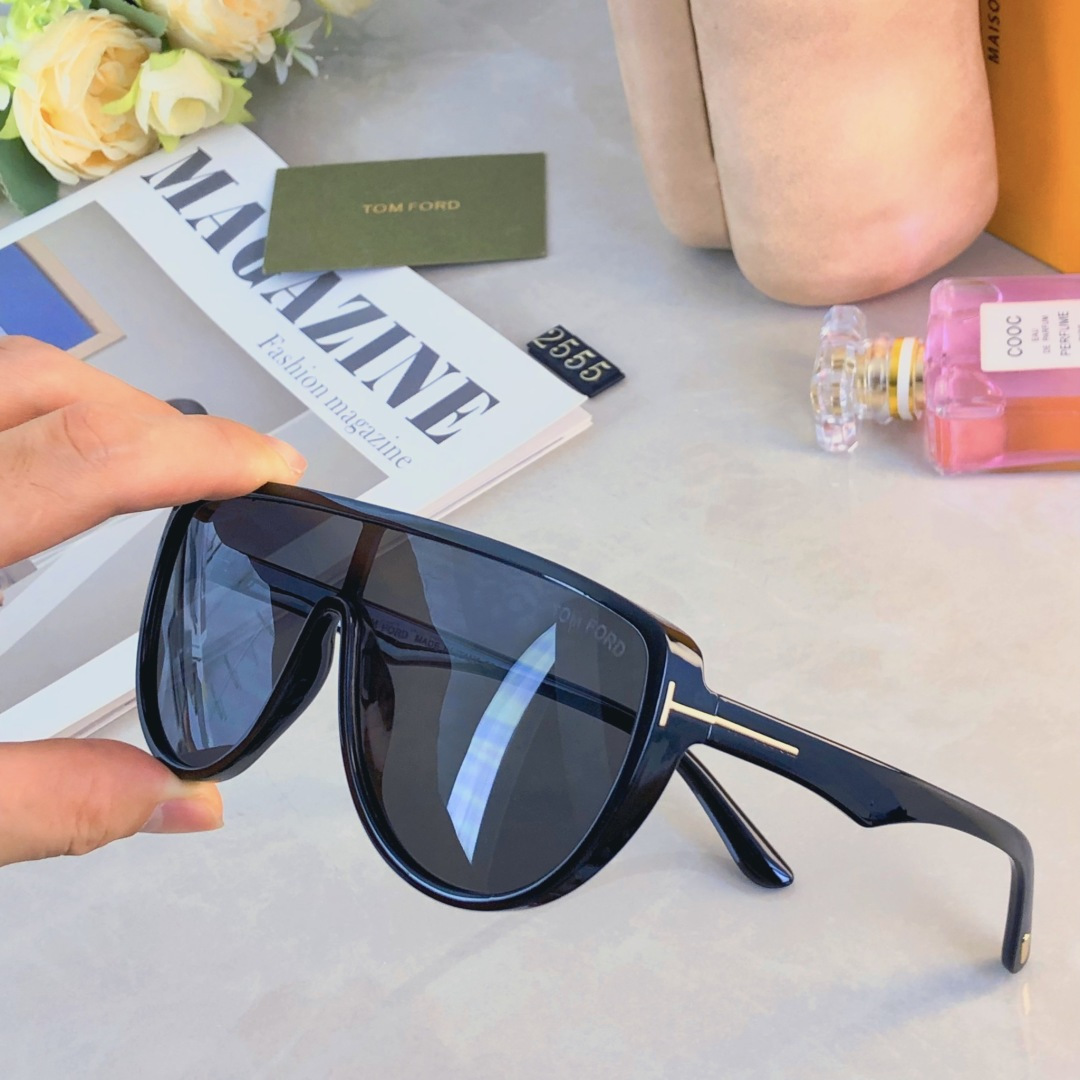 。。Tom For*新款椭圆连体大框太阳眼镜女时尚圆脸显瘦遮阳墨镜男防紫外线