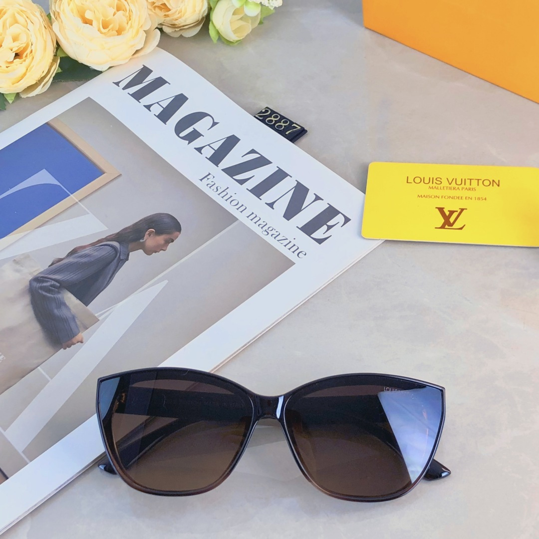 。。Louis vuitto*轻奢款复古TR墨镜女超轻高级品质感防紫外线太阳眼镜