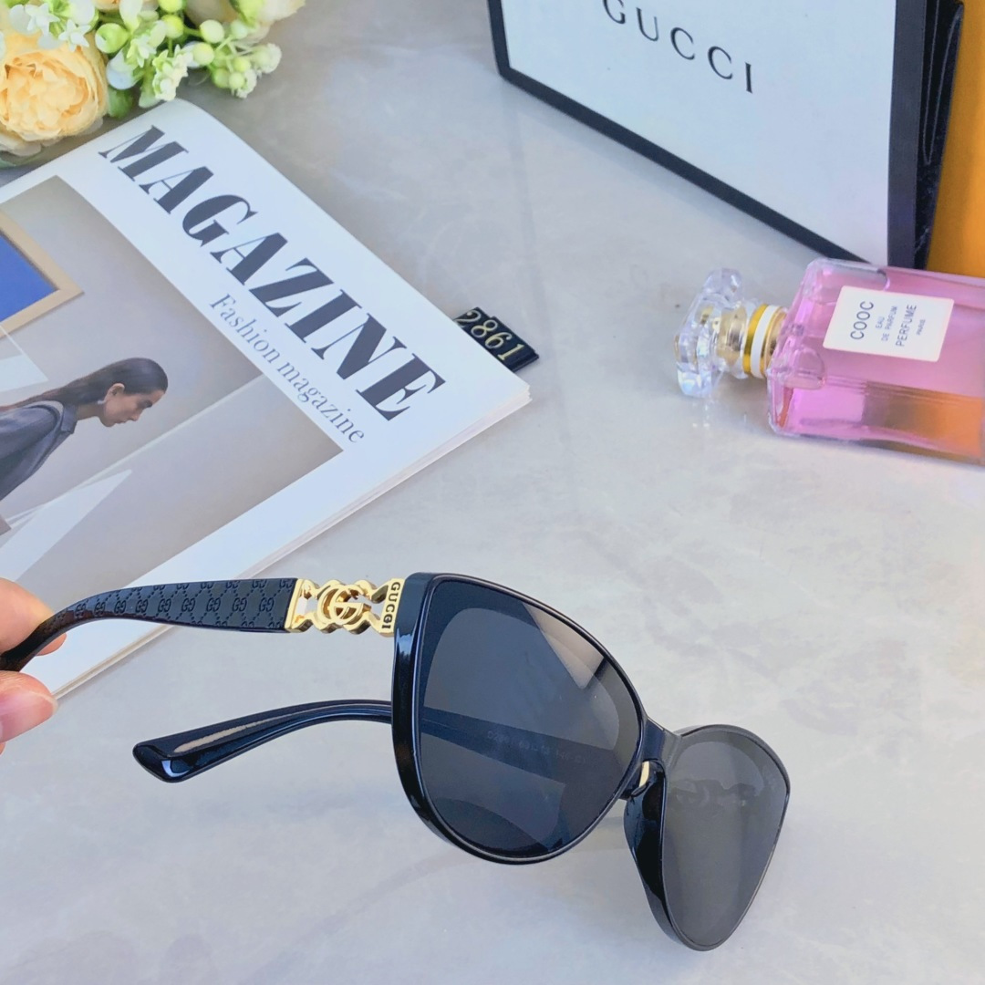 。。Gucc*2025新款复古猫眼墨镜女夏季出游防紫外线高级感显脸小太阳镜