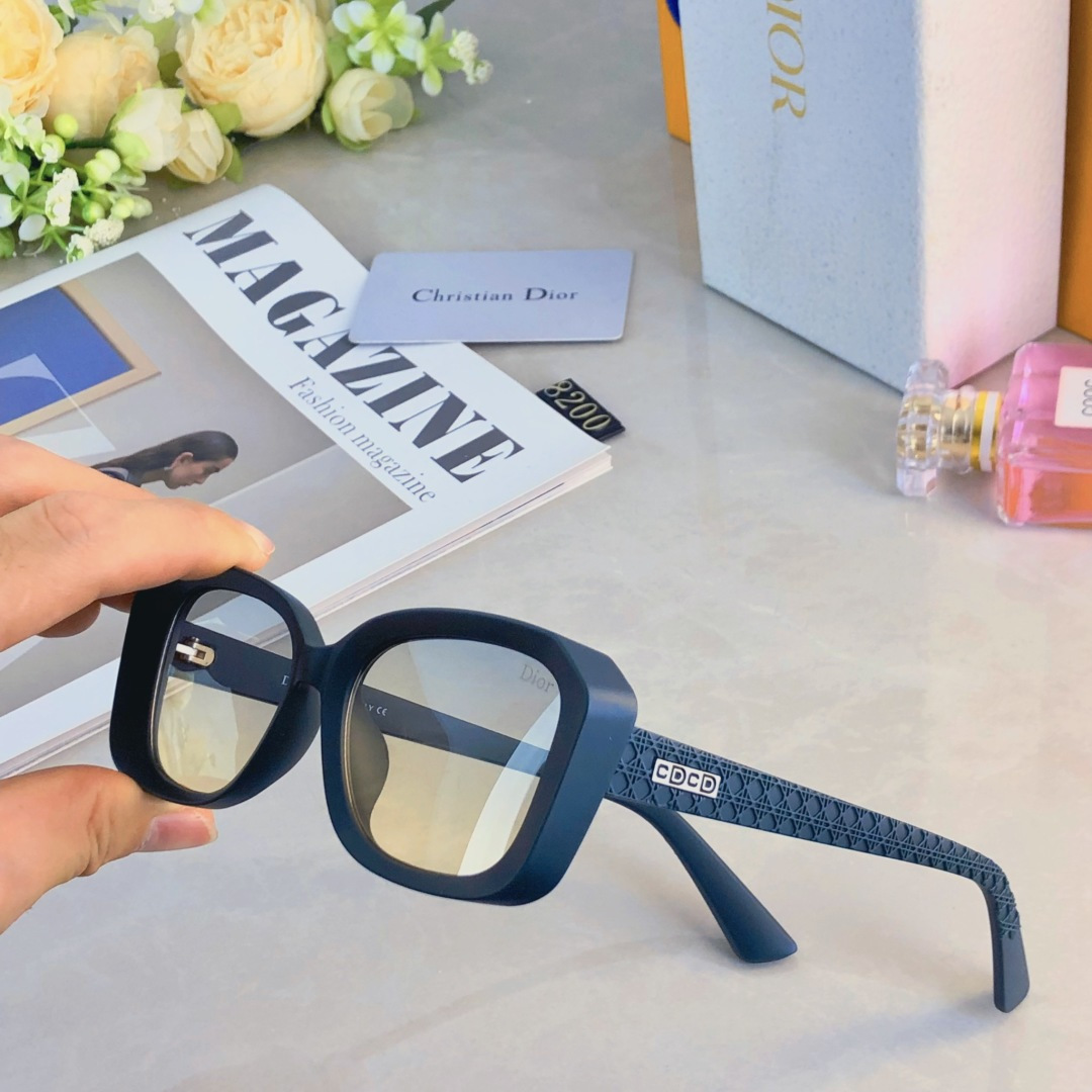 。。Dio*2025新款网红时尚辣妹猫眼遮阳墨镜女款潮街拍复古欧美遮阳太阳镜