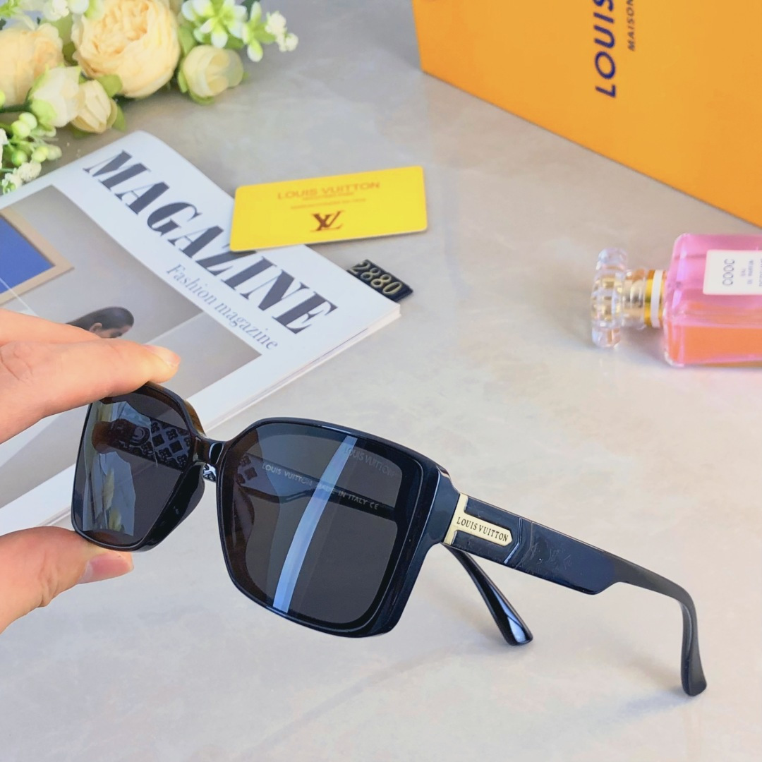 。。Louis vuitto*2025新款时尚复古方框墨镜网红打卡拍照遮阳防晒太阳镜