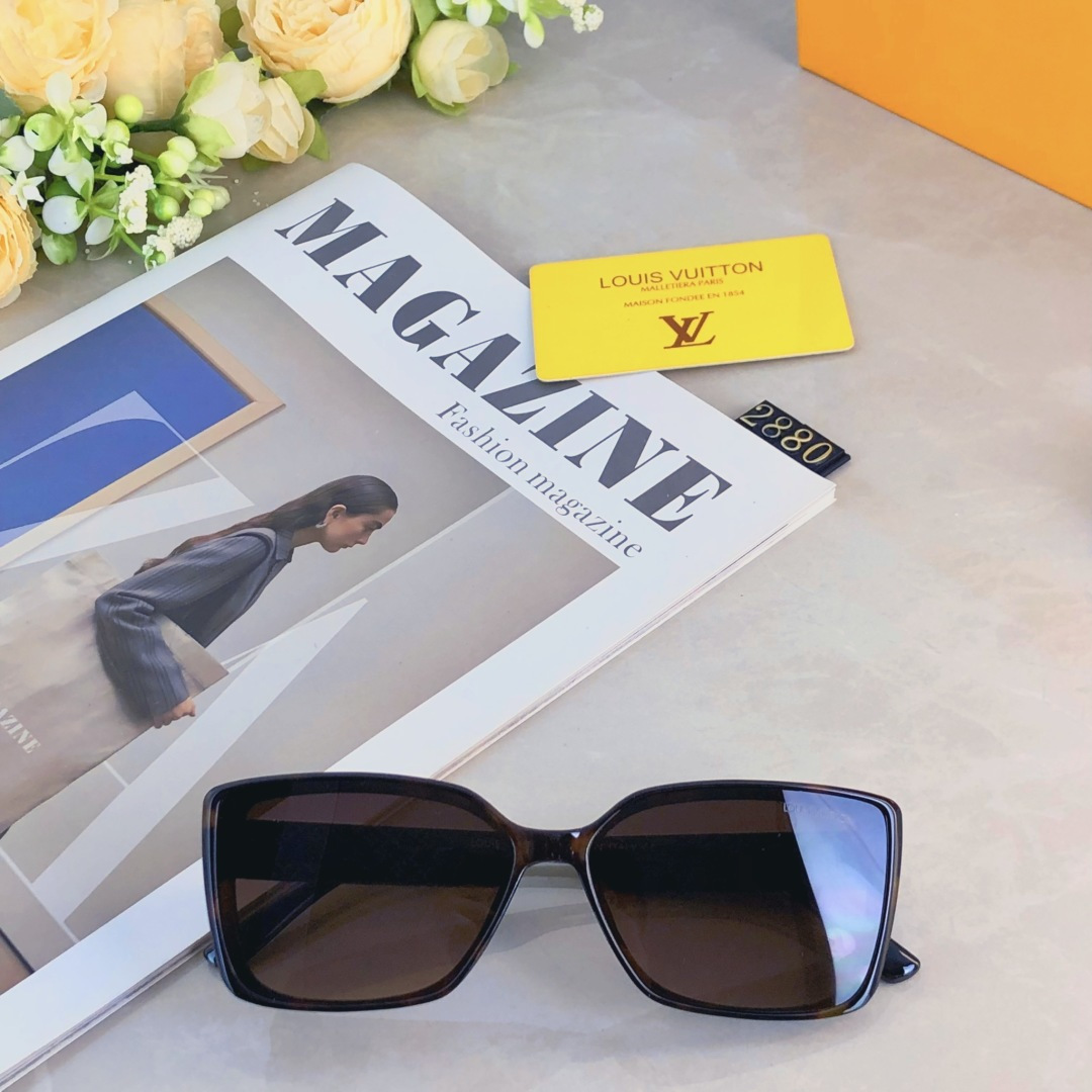 。。Louis vuitto*2025新款时尚复古方框墨镜网红打卡拍照遮阳防晒太阳镜