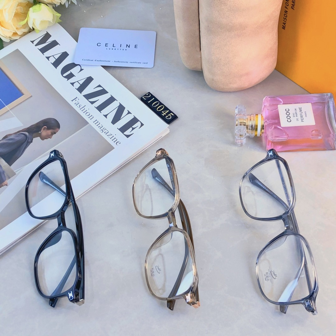 。。Celin*超轻防蓝光辐射黑框眼镜女素颜大脸显瘦平光近视装饰眼睛框架