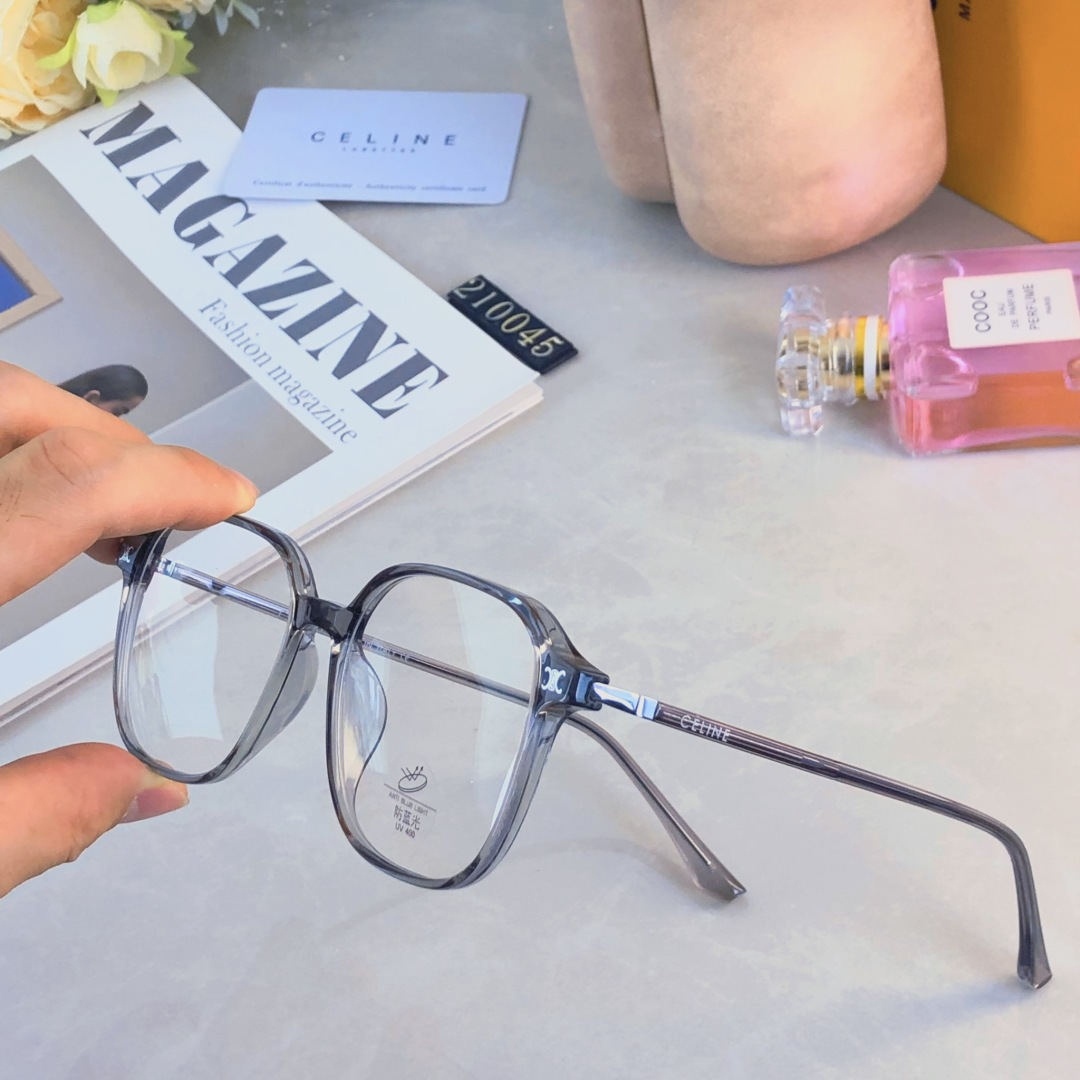 。。Celin*超轻防蓝光辐射黑框眼镜女素颜大脸显瘦平光近视装饰眼睛框架