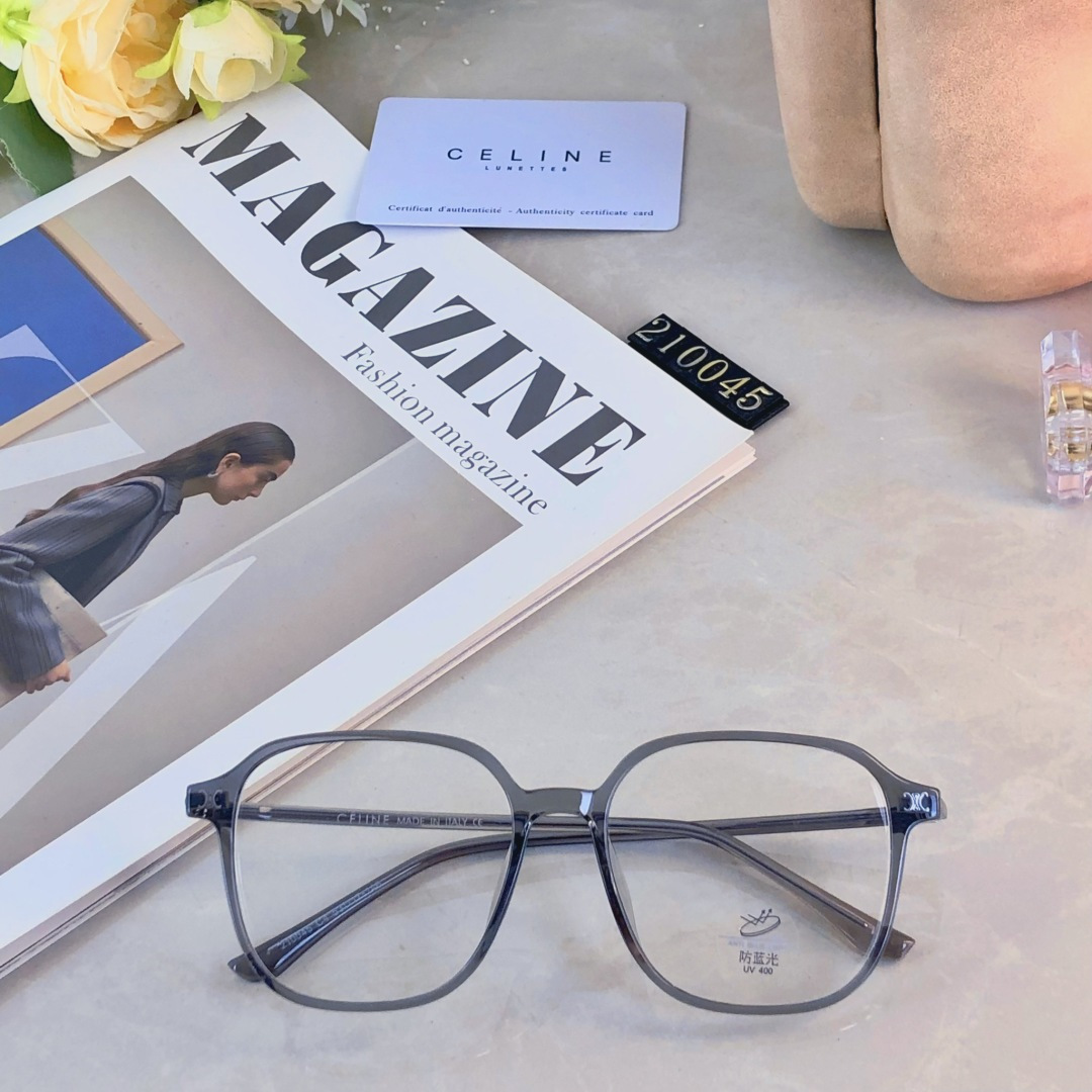 。。Celin*超轻防蓝光辐射黑框眼镜女素颜大脸显瘦平光近视装饰眼睛框架