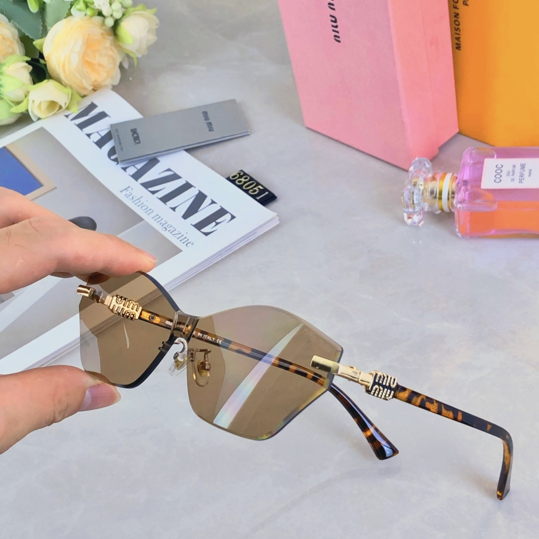 。。miumi*欧美小框无框太阳镜网红同款显脸小防紫外线美式复古墨镜ins