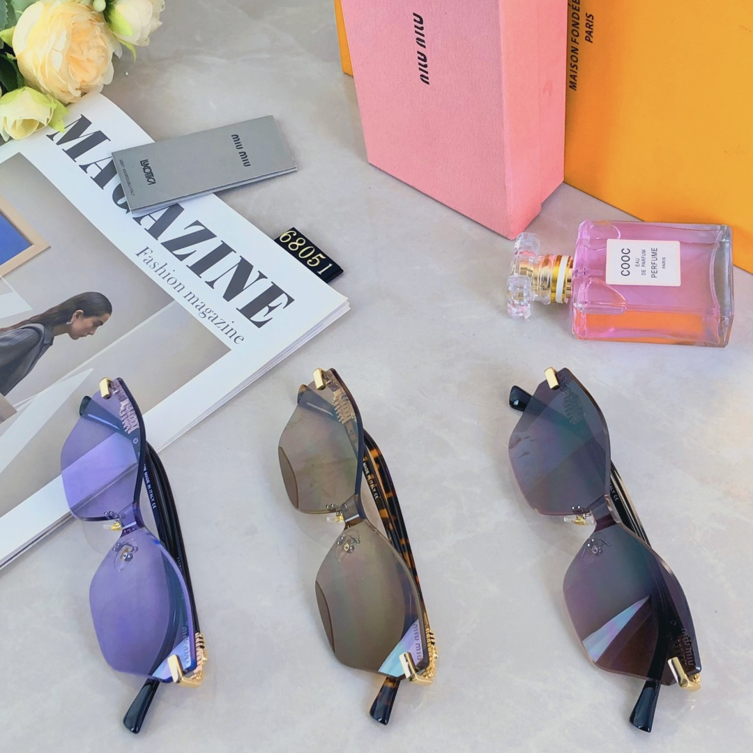 。。miumi*欧美小框无框太阳镜网红同款显脸小防紫外线美式复古墨镜ins