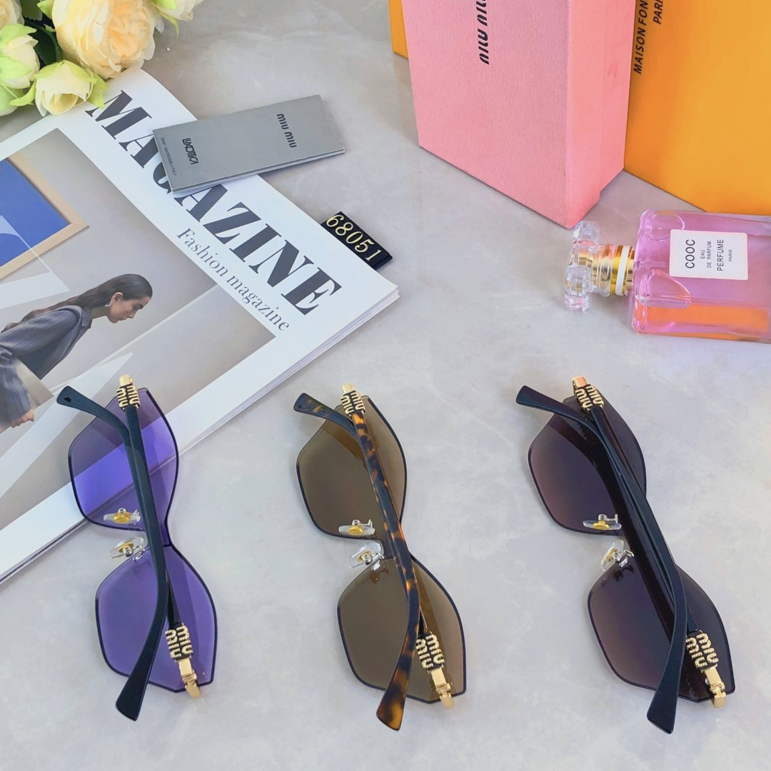 。。miumi*欧美小框无框太阳镜网红同款显脸小防紫外线美式复古墨镜ins