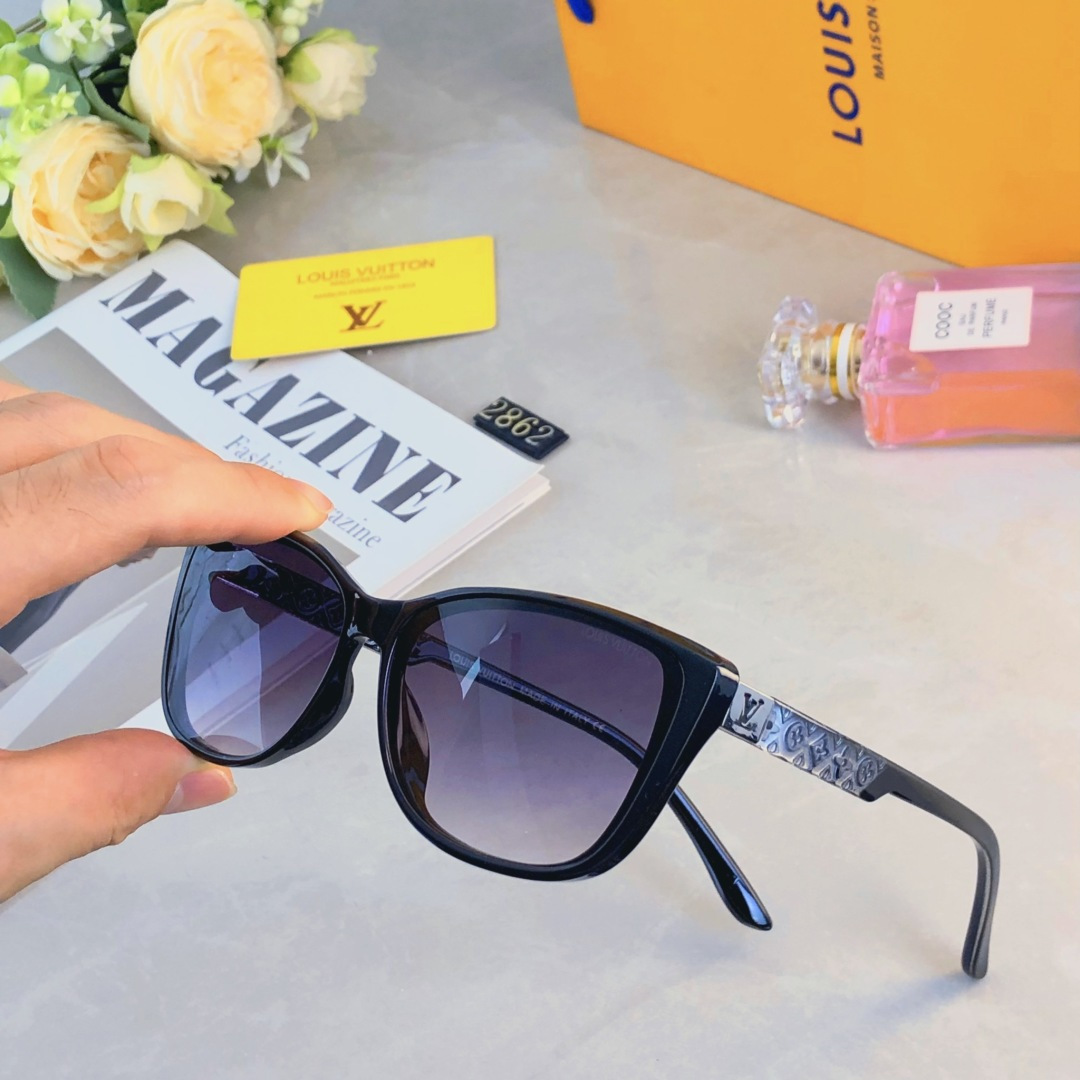 。。Louis vuitto*复古方形时尚潮流太阳镜高品质新款跨境个性街拍女士墨镜
