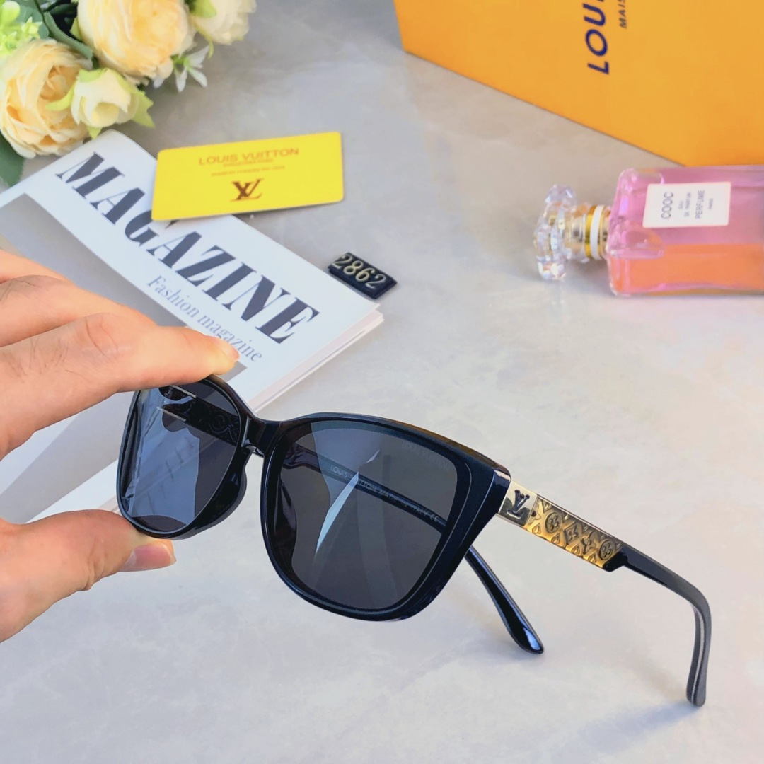 。。Louis vuitto*复古方形时尚潮流太阳镜高品质新款跨境个性街拍女士墨镜