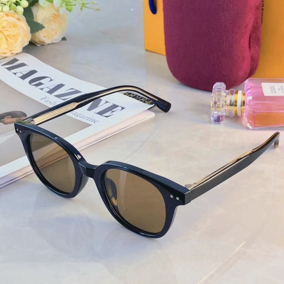 。。Gucc*韩版复古太阳镜潮网红素颜街拍黑色墨镜防紫外线高清偏光片