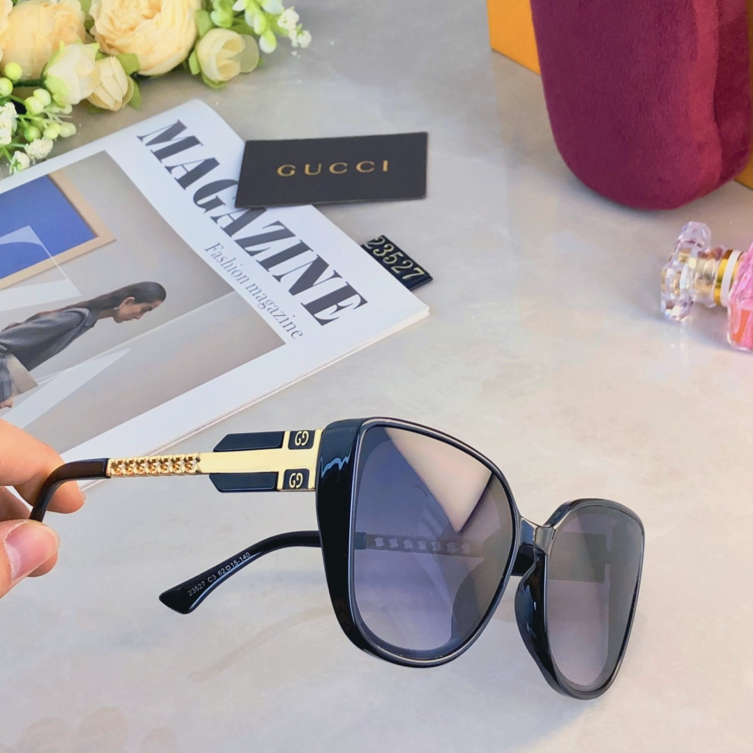 。。Gucc*新款潮流大框个性欧美时尚太阳镜 ins链条腿街拍遮脸墨镜