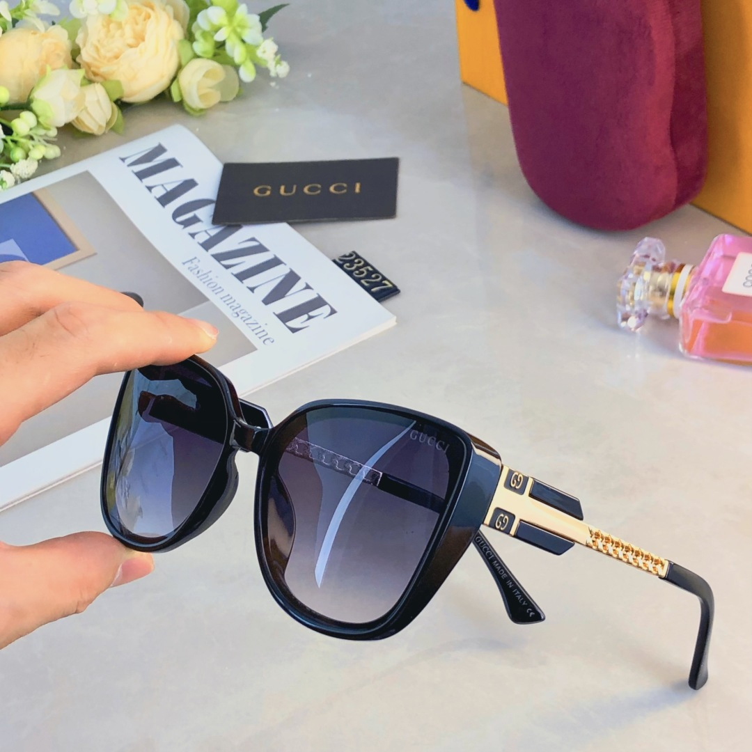 NO:376574,Gucc* new trendy large frame personality European and American fashion sunglasses ins chain legs street shot face covering sunglasses glasses sunglasses sunglasses, glasses, gucci19860909Gucc*新款潮流大框个性欧美时尚太阳镜 ins链条腿街拍遮脸墨镜眼镜墨镜太阳镜,眼镜,gucci,glasses