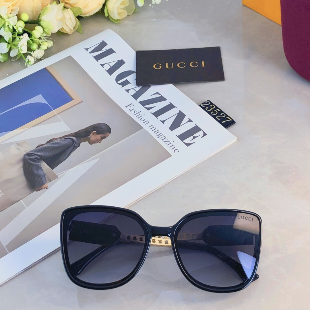 。。Gucc*新款潮流大框个性欧美时尚太阳镜 ins链条腿街拍遮脸墨镜