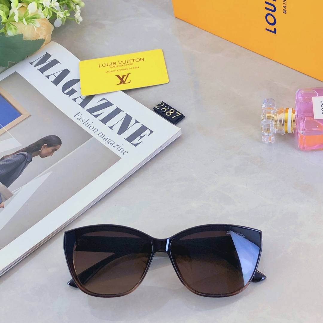 。。Louis vuitto*方形墨镜女潮高级感时尚街拍凹造型防紫外线太阳镜