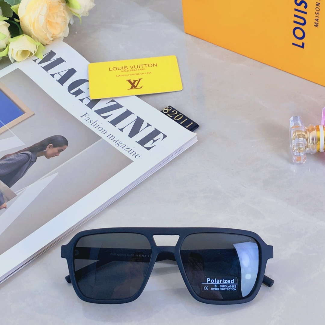 。。Louis vuitto*新款双梁镂空太阳镜网红同款复古凹造型方形墨镜ins韩版潮