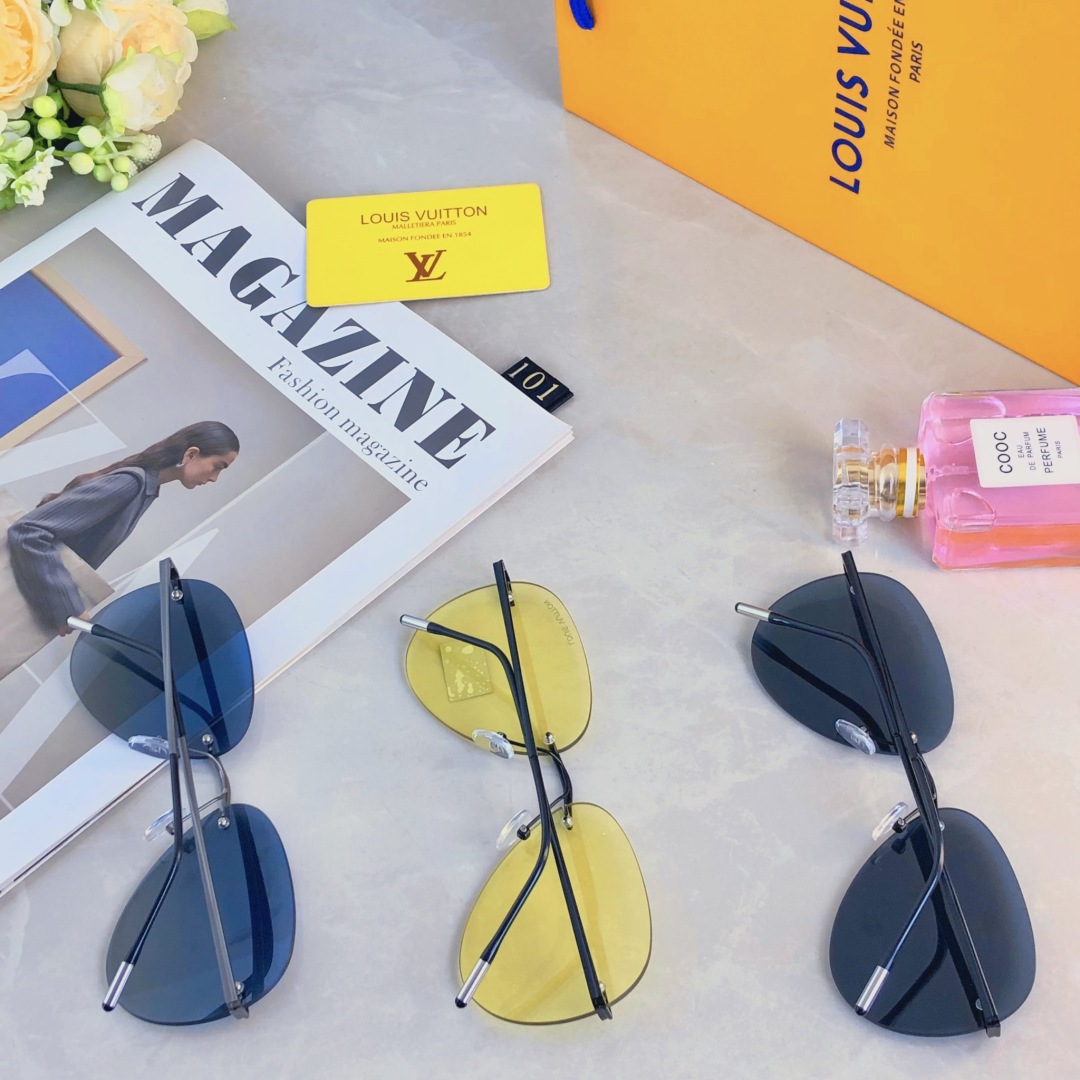 。。LOUISVUITTO*超轻偏光太阳镜男士2025新款高级感墨镜开车变色眼镜防紫外线