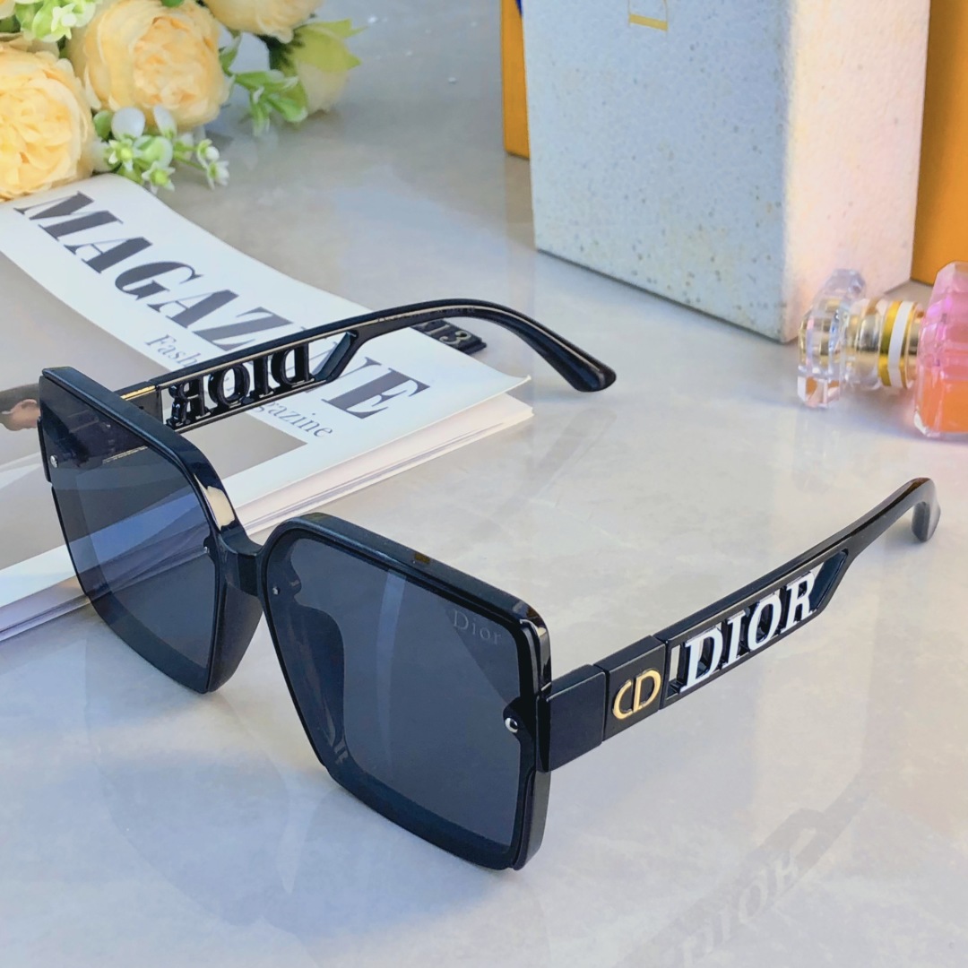 。。DIO*帅气个性拍照长方形大框遮脸太阳眼镜造型情侣开车蹦迪墨镜女