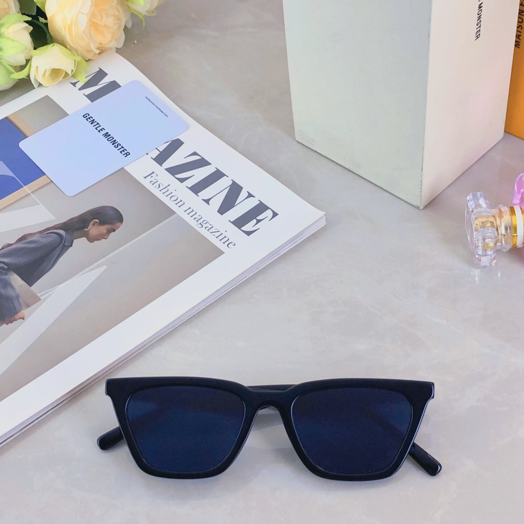 。。复古猫眼墨镜女欧美ins小脸款高级感网红辣妹街拍时尚太阳眼镜男