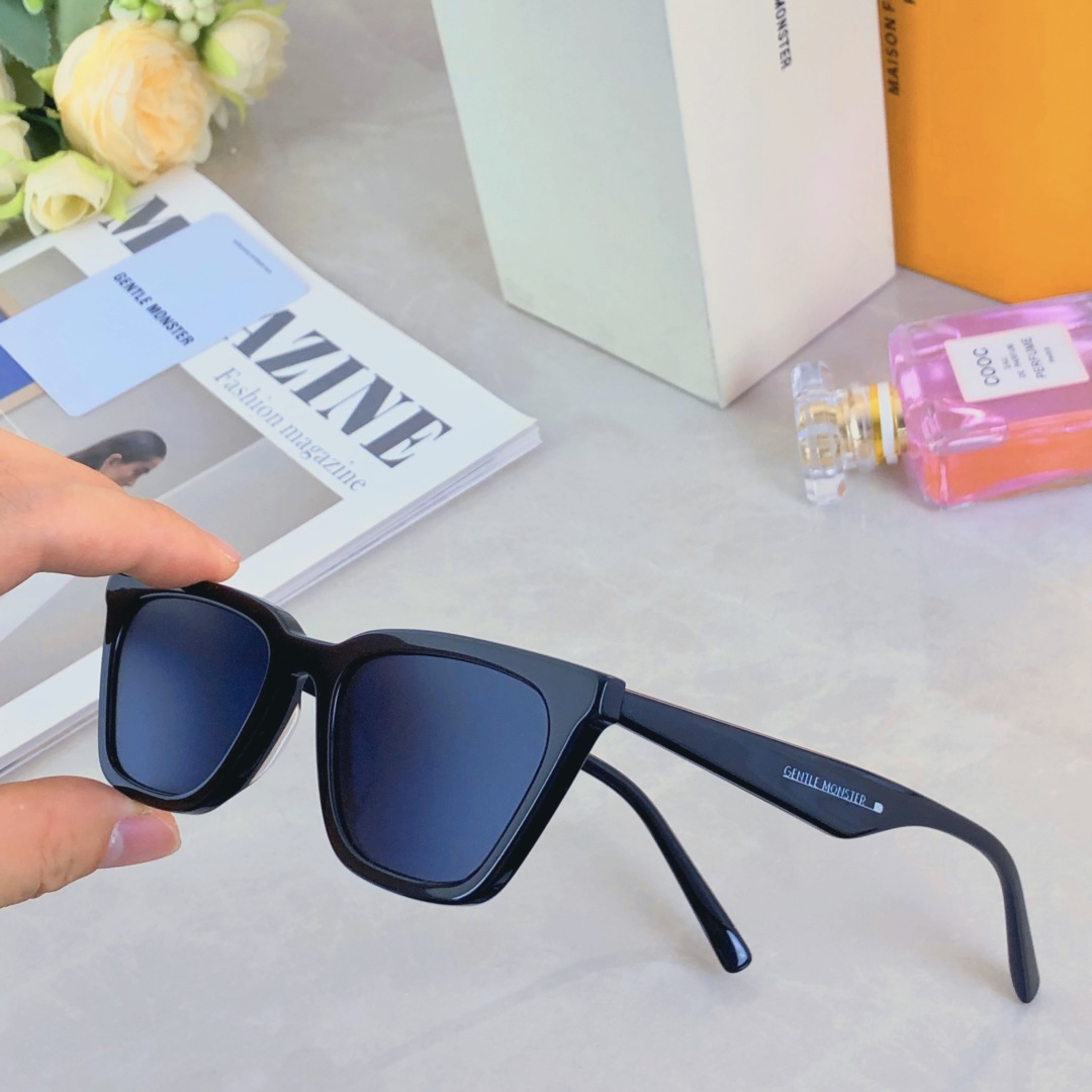 。。复古猫眼墨镜女欧美ins小脸款高级感网红辣妹街拍时尚太阳眼镜男