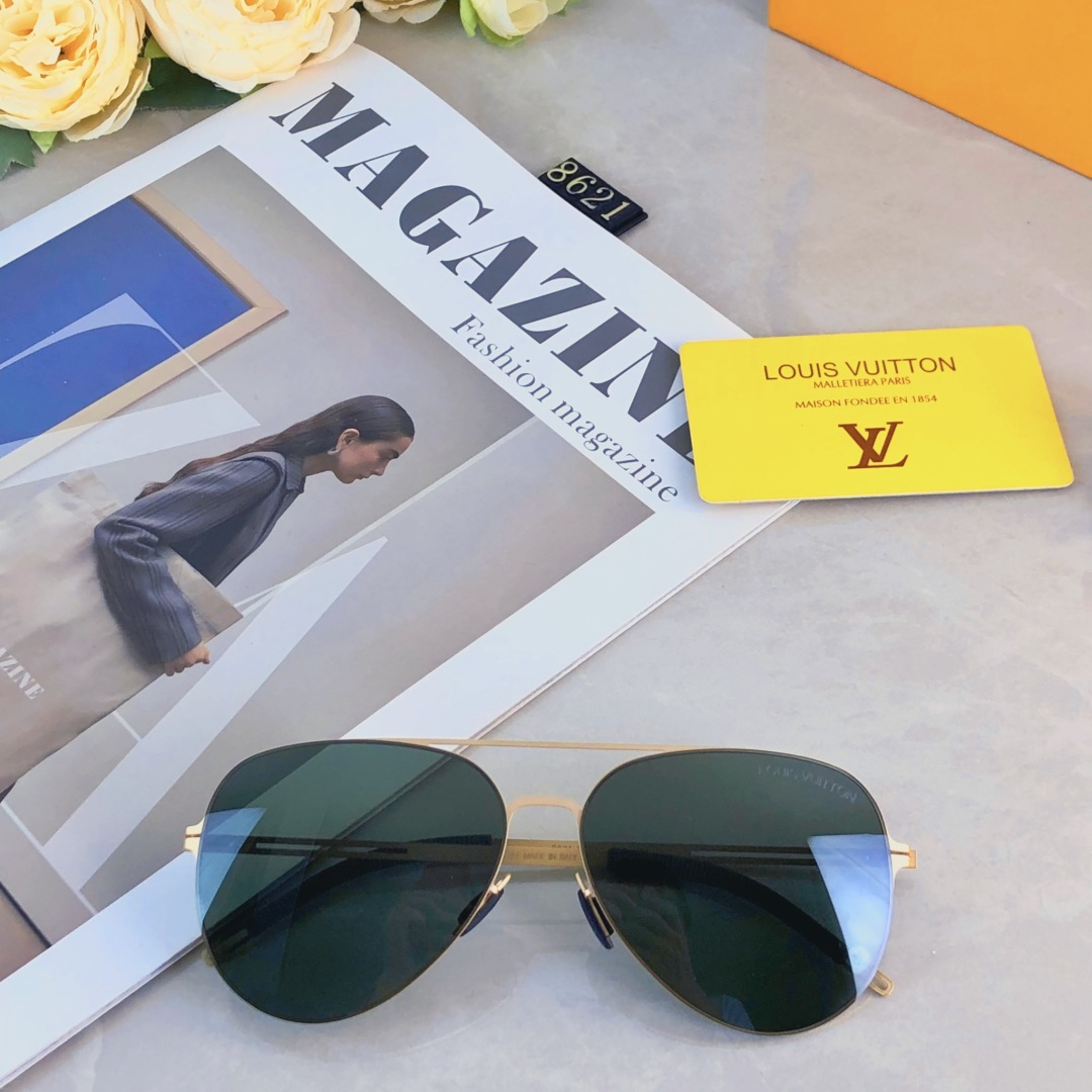 。。Louis vuitto*新款蛤蟆镜 超轻超弹不锈钢无螺丝墨镜 经典尼龙偏光太阳镜