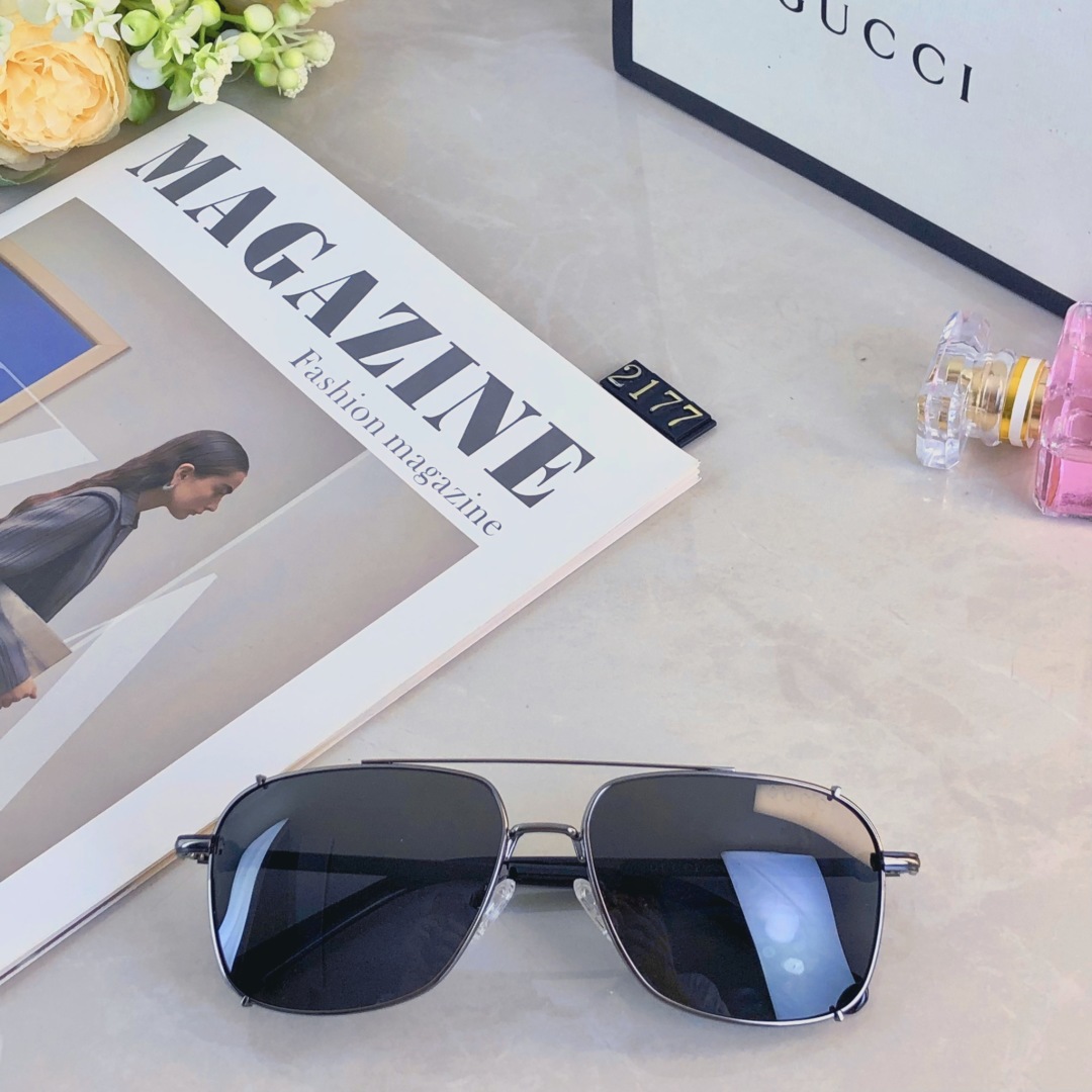 。。Gucc*网红太阳镜男女个性潮海边拍照墨镜百搭大脸显瘦开车防紫外线